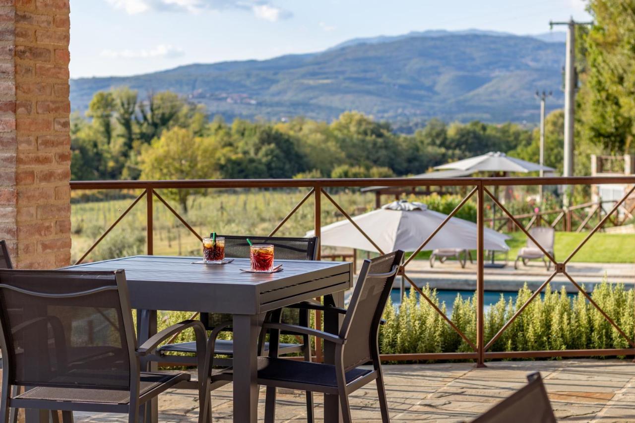 Chimera Tuscany Resort Arezzo Luaran gambar